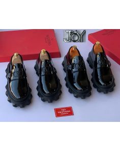 Valentino garavani shoe