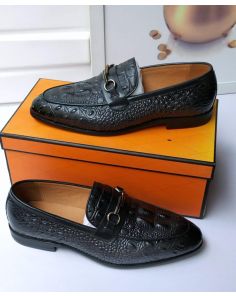 Hermes rough leather