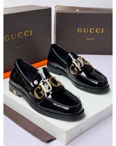 Gucci shinny leather
