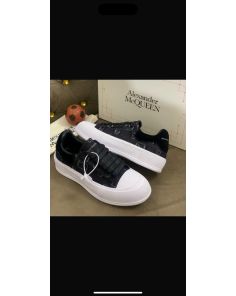 Alexandre Mcqueen seakers white