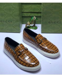 Gucci brown leather casual