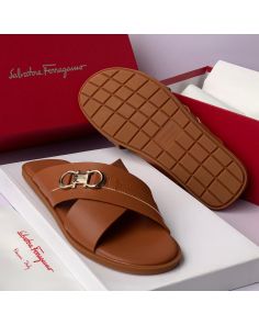 Farragamo brown crossing